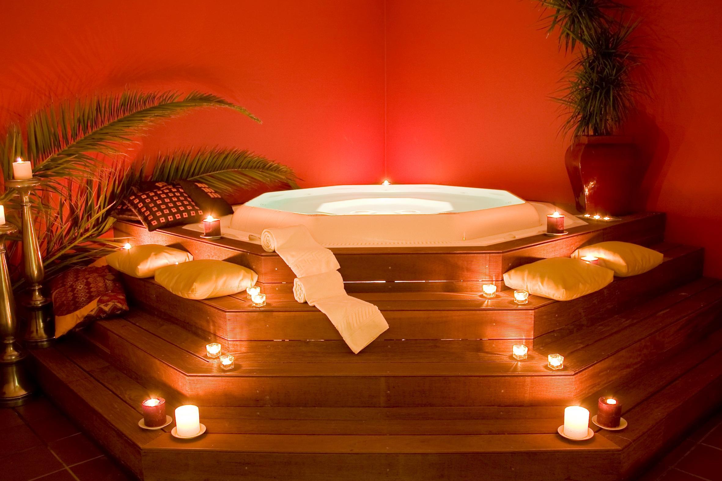 swimming pool spa