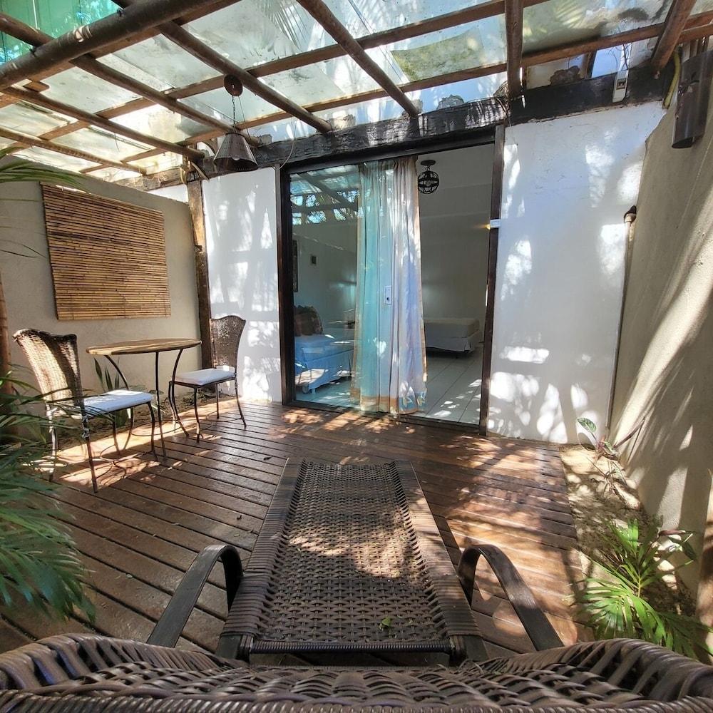 swimming pool spa