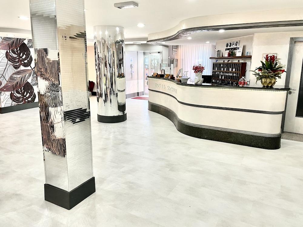 lobby