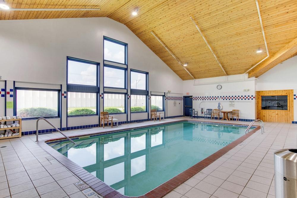 swimming pool spa