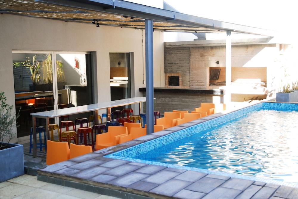 swimming pool spa