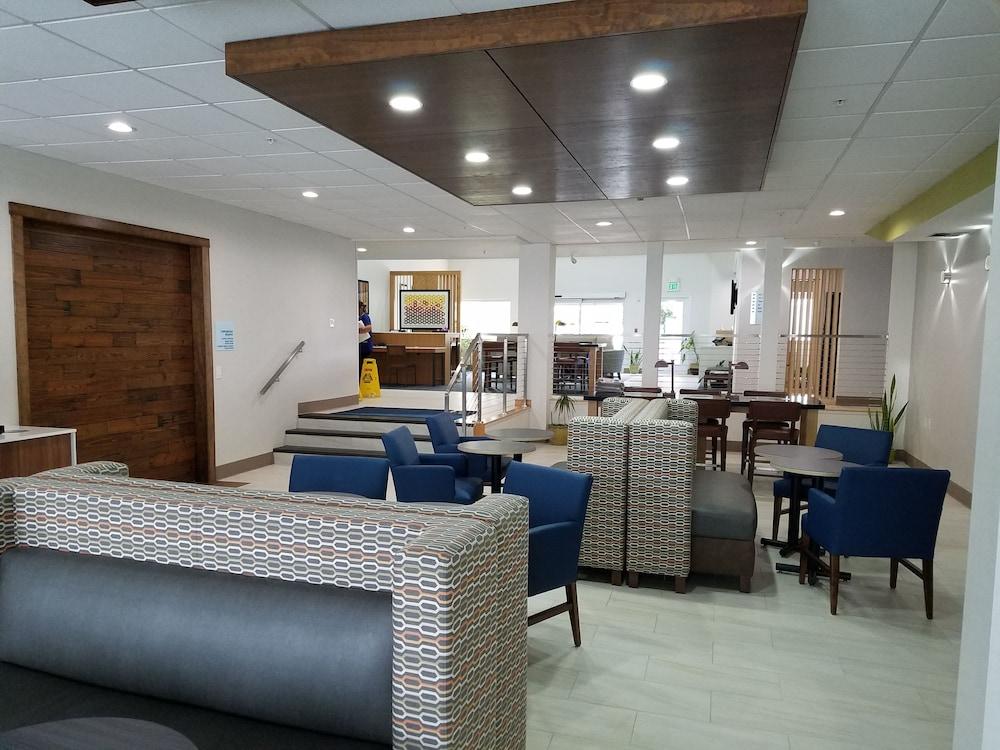 lobby