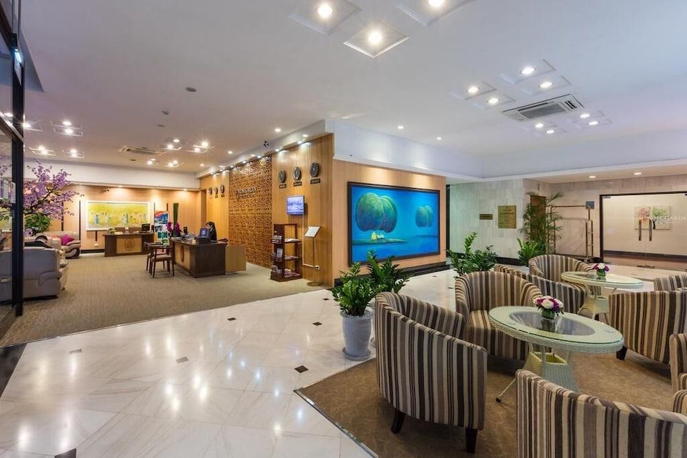 lobby