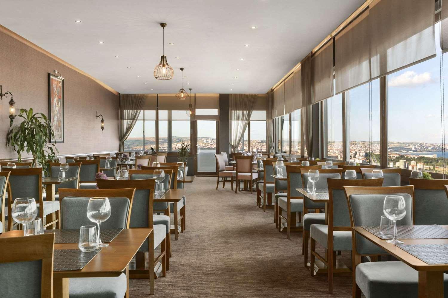 restaurant cafeteria