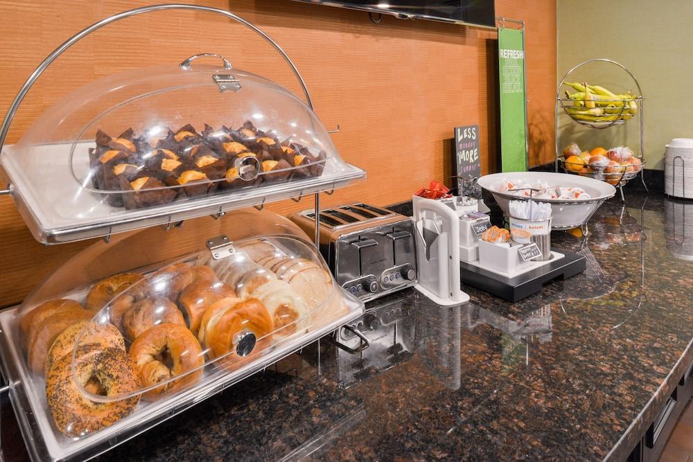 restaurant-cafeteria