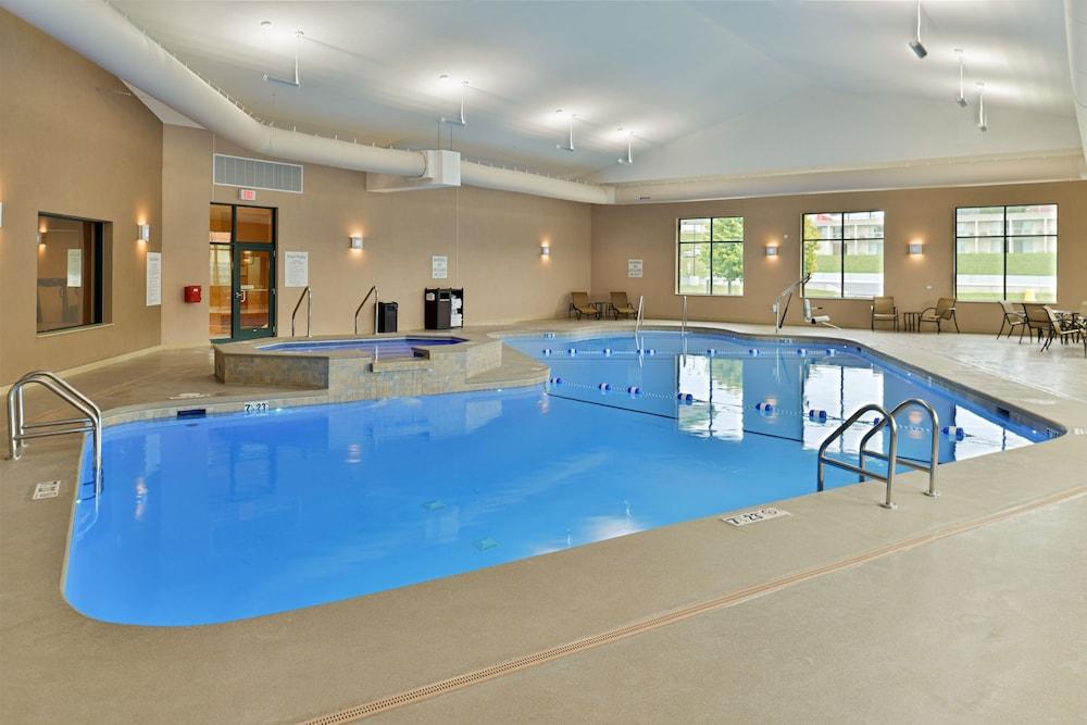 swimming pool spa