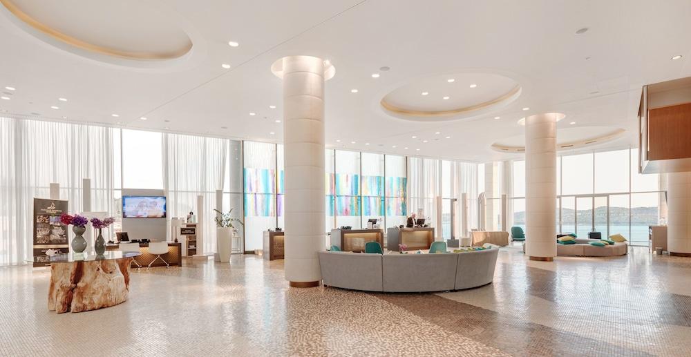 lobby