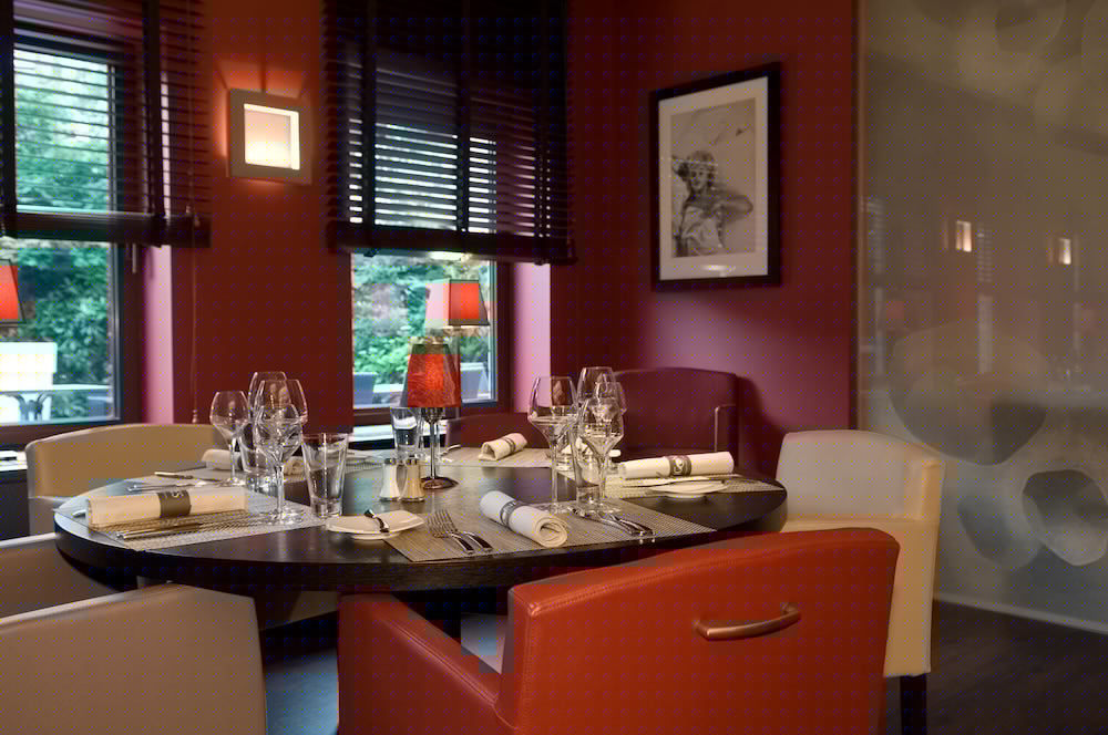 restaurant-cafeteria