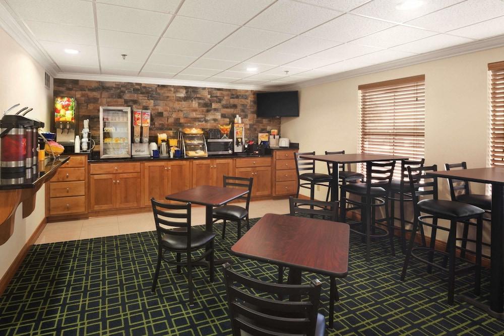 restaurant-cafeteria