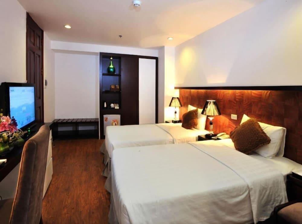 rooms