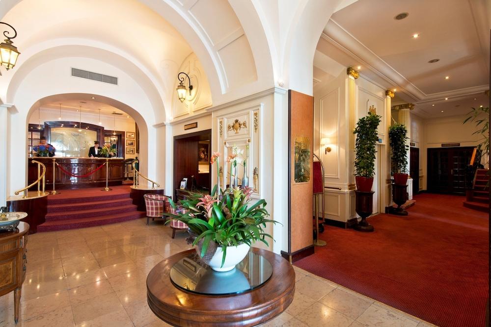 lobby