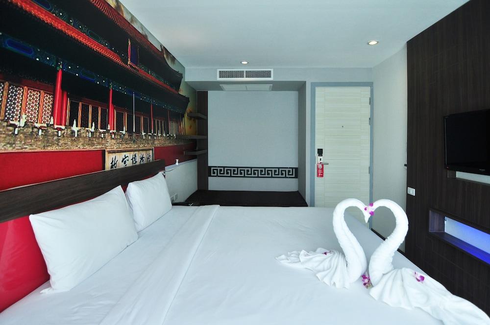 rooms