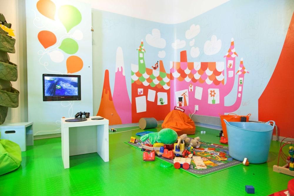 play_area