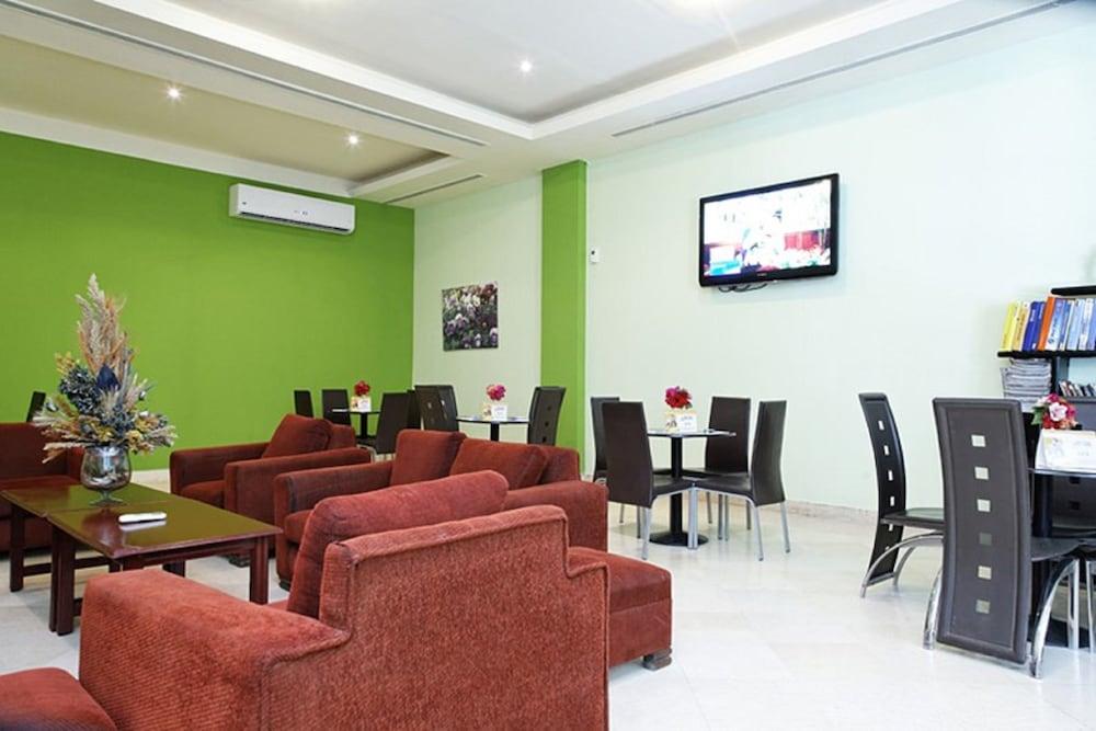 lounge