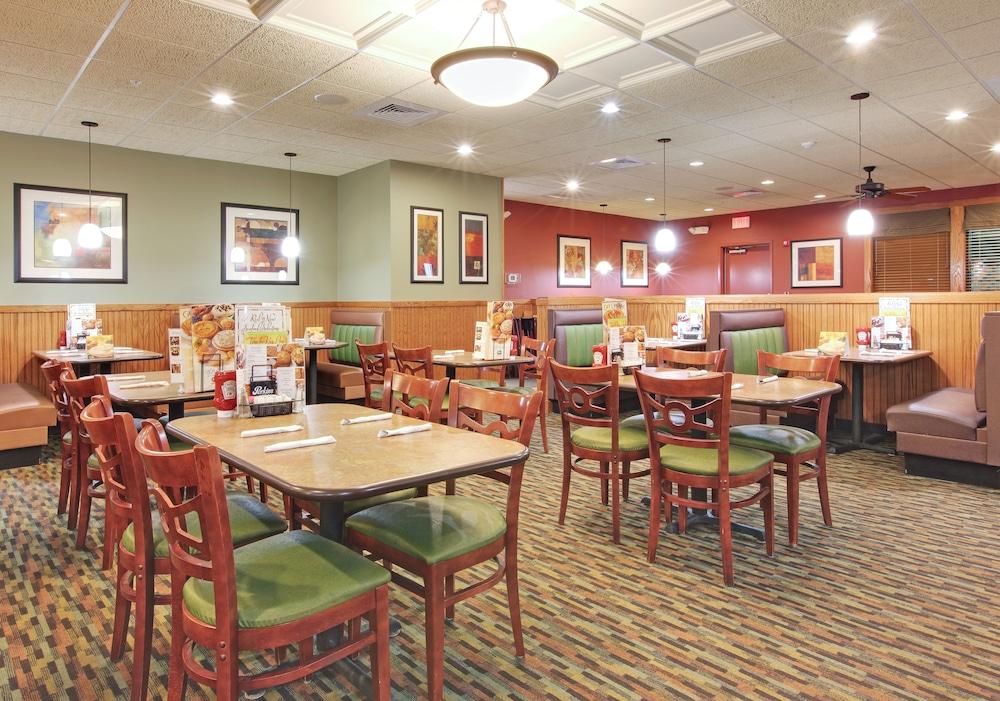 restaurant cafeteria