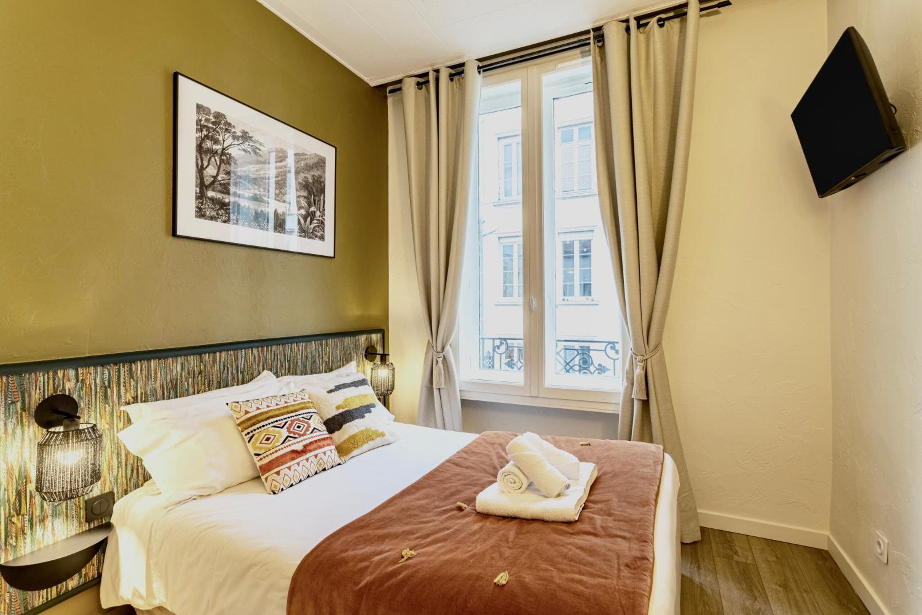 rooms