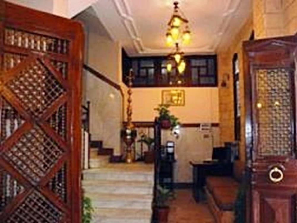 lobby