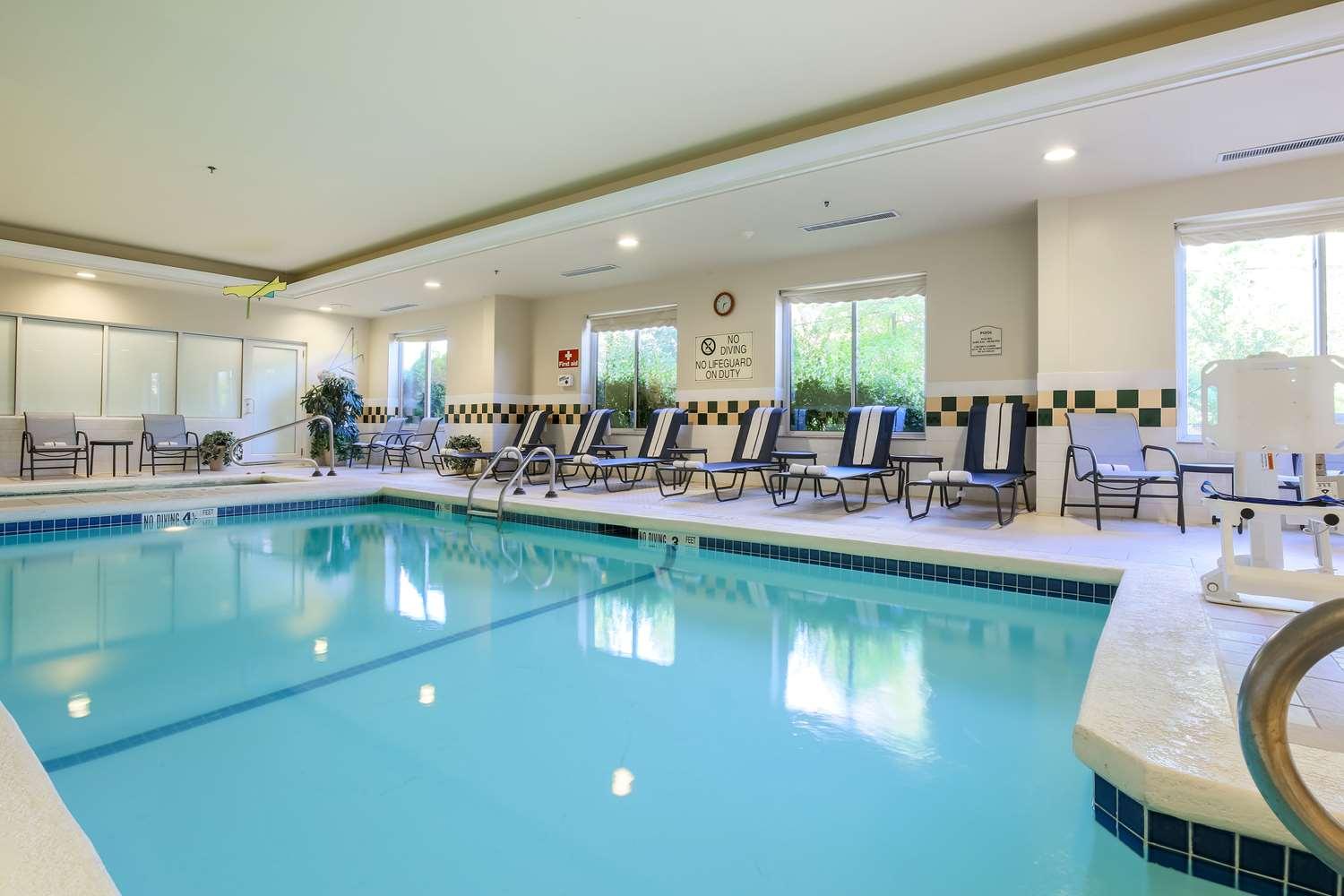 swimming pool spa
