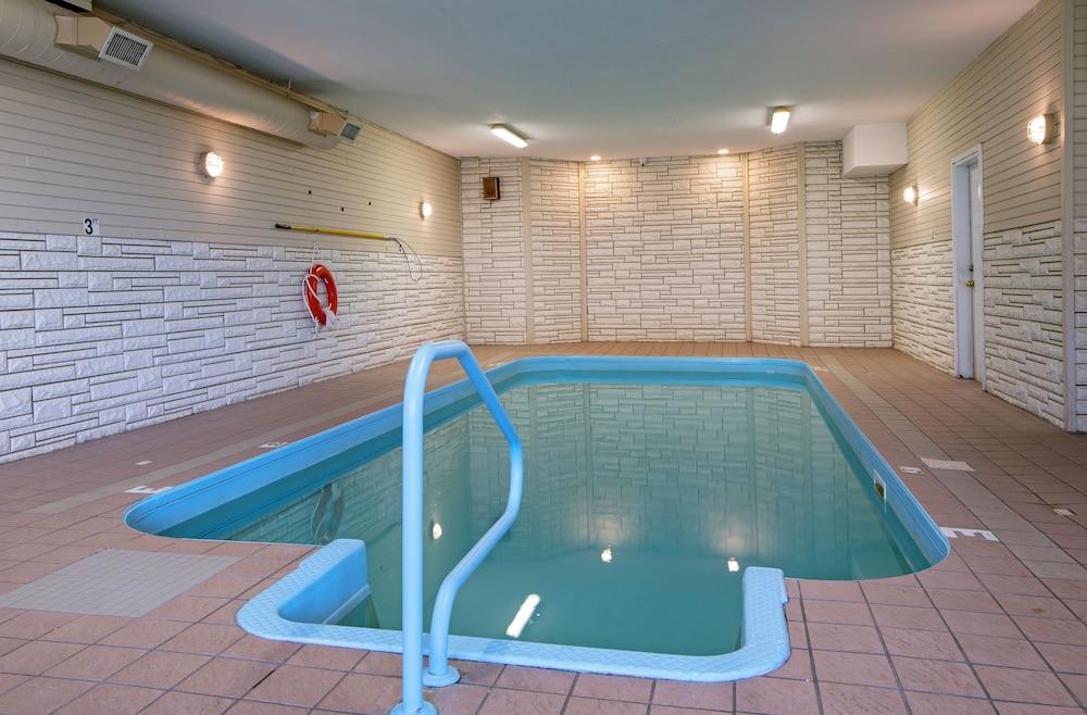 swimming pool spa
