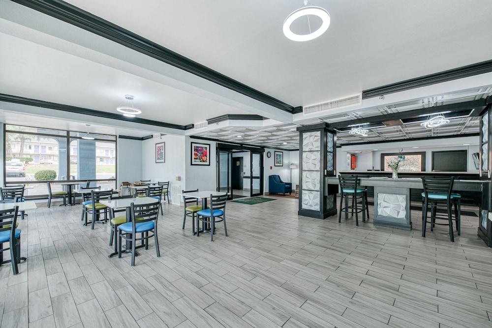 restaurant-cafeteria