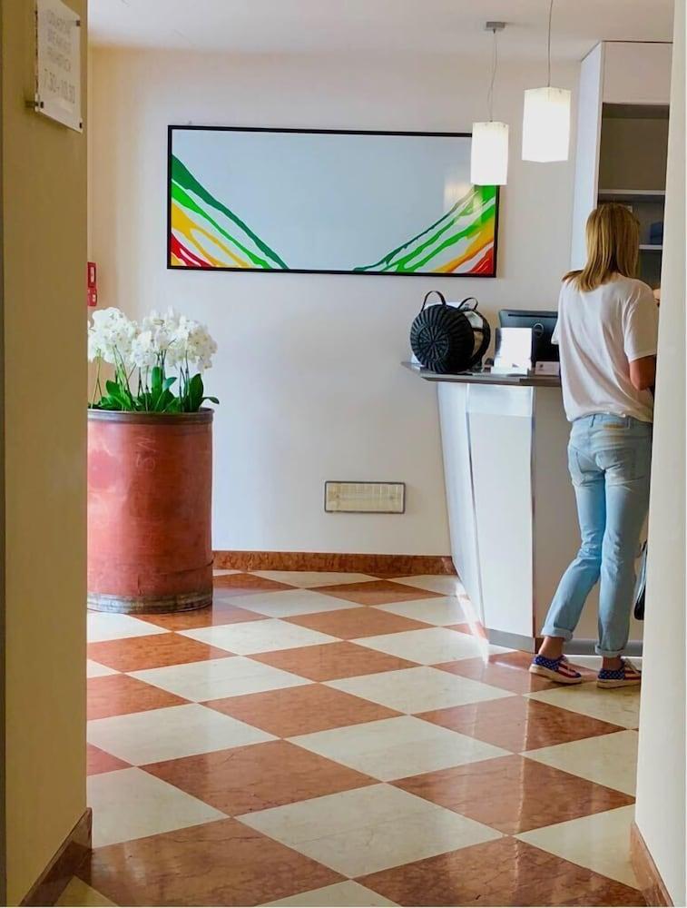 lobby