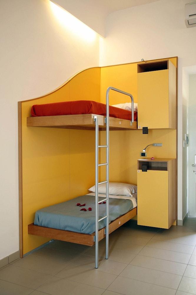 sport_facililities