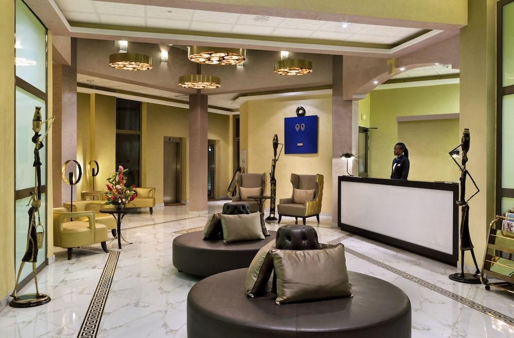 lobby