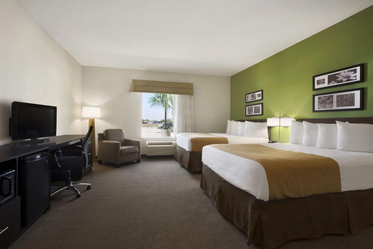 rooms