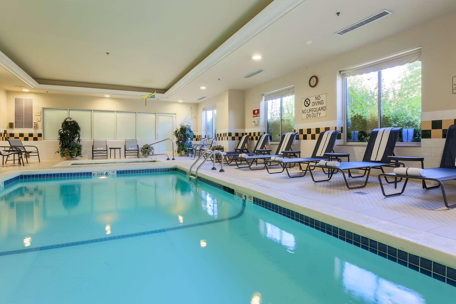 swimming pool spa