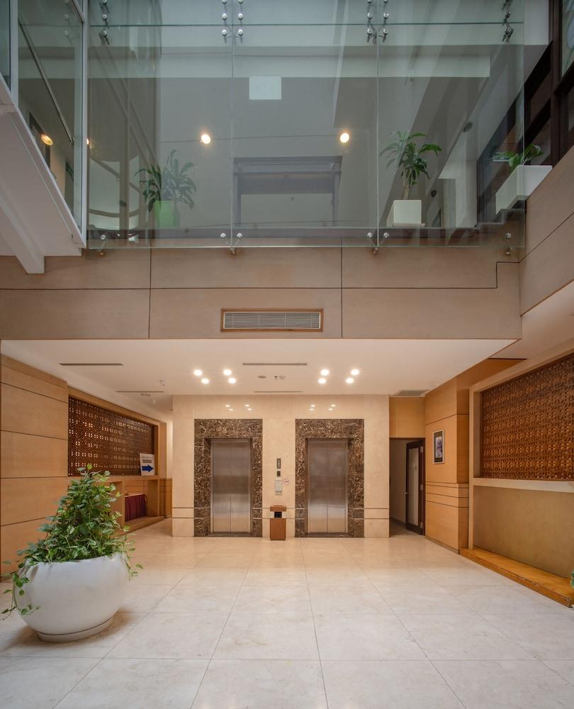 lobby