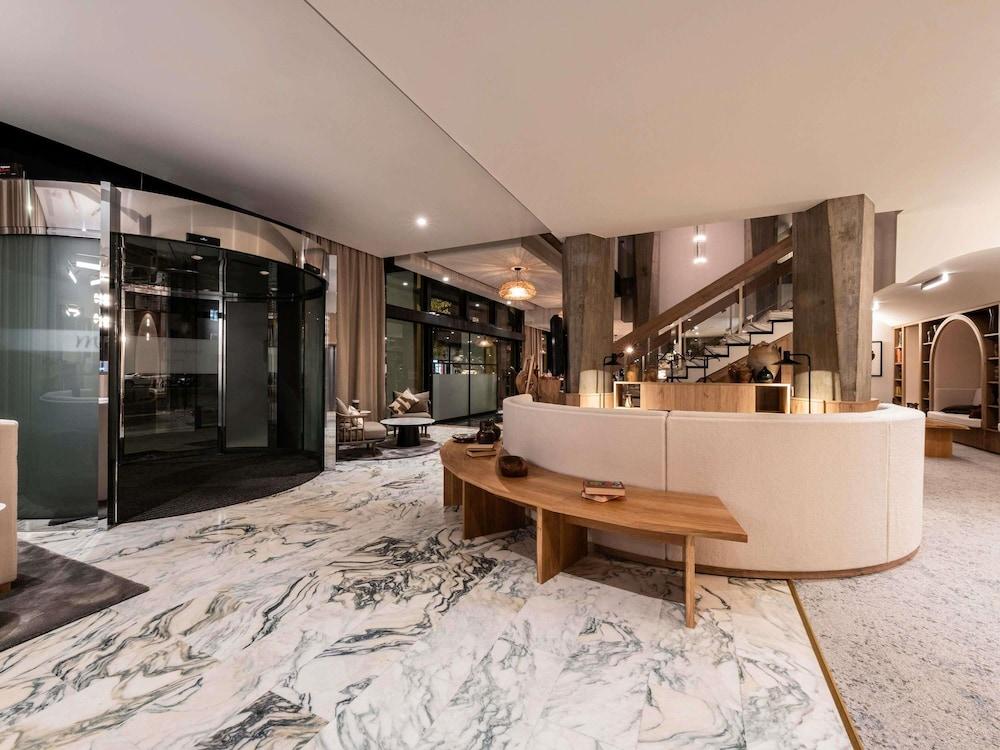 lobby