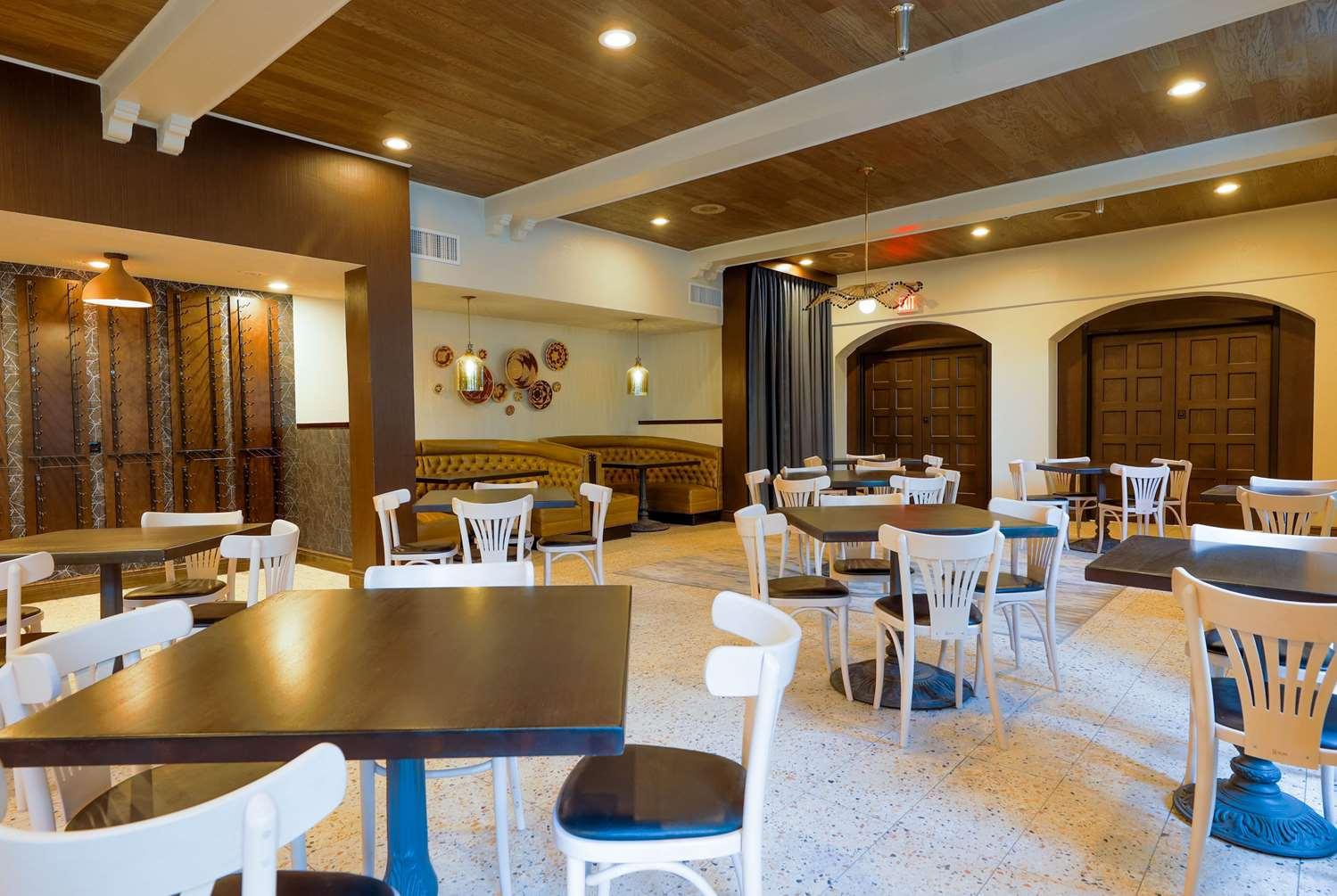 restaurant cafeteria