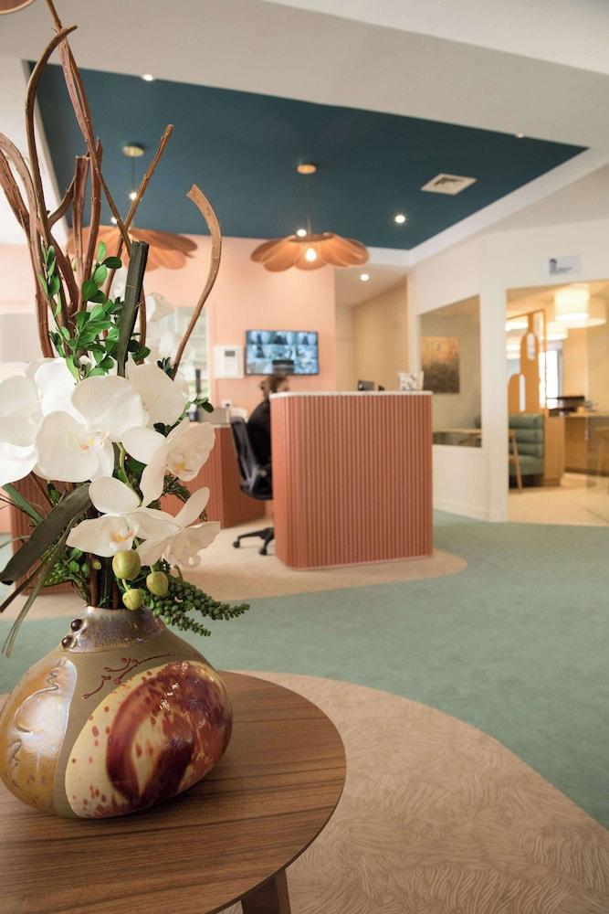 lobby