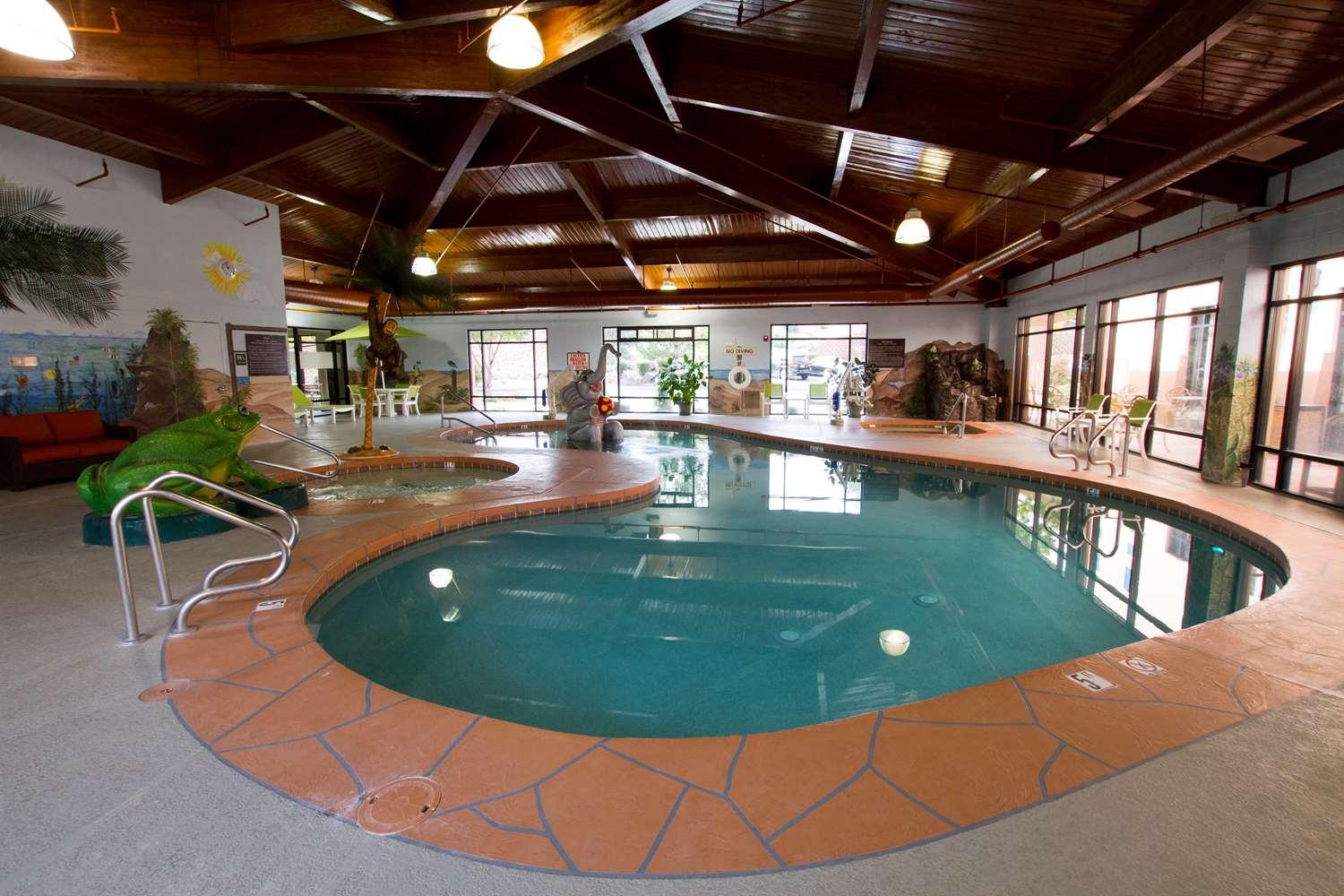 swimming pool spa