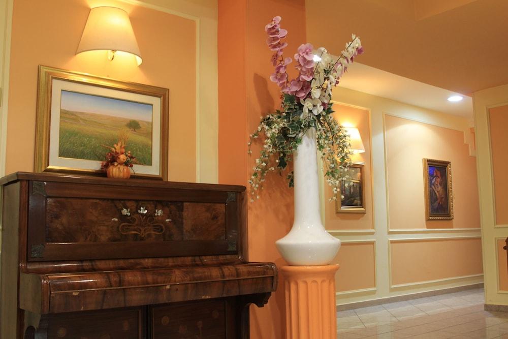 lobby