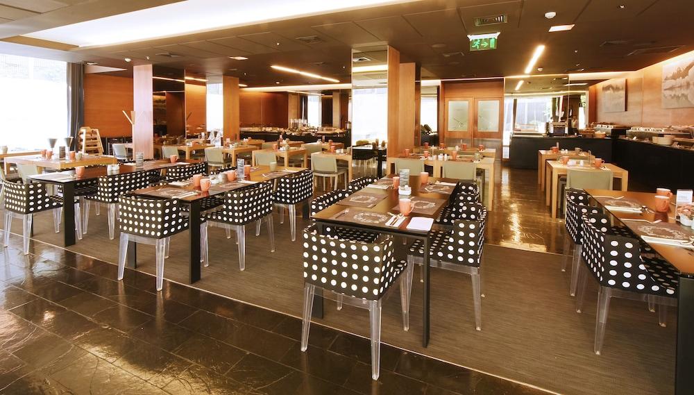 restaurant-cafeteria