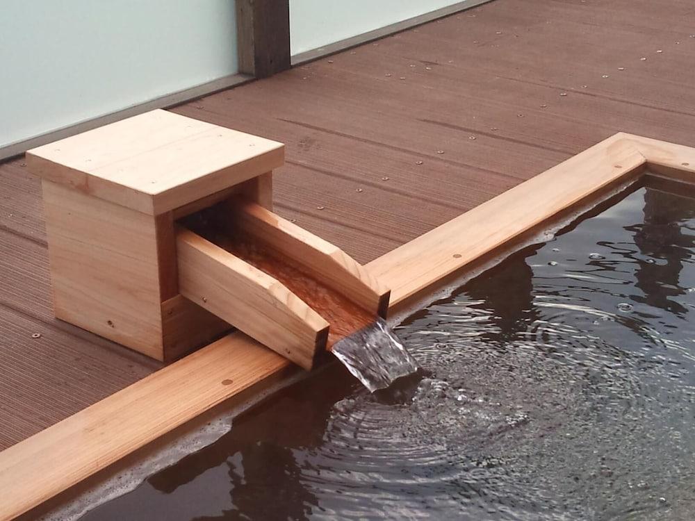 swimming pool spa