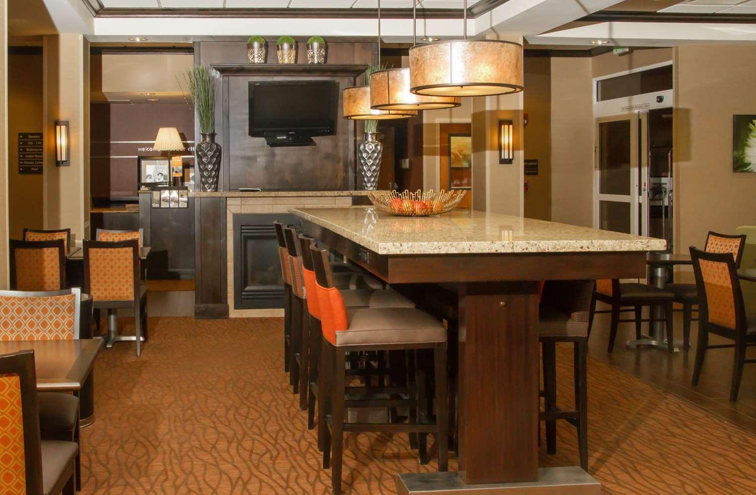 restaurant cafeteria