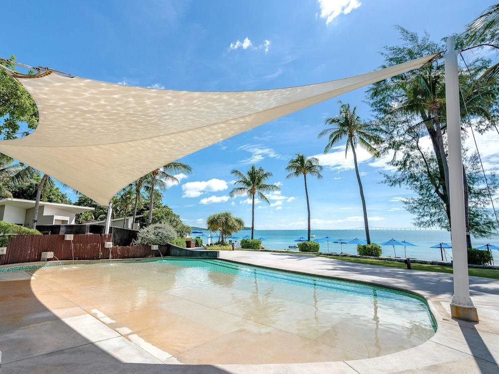 swimming pool spa