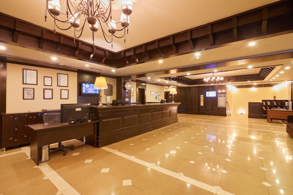lobby