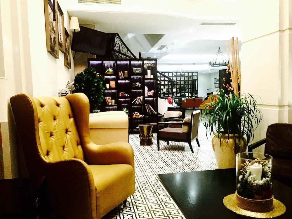lounge