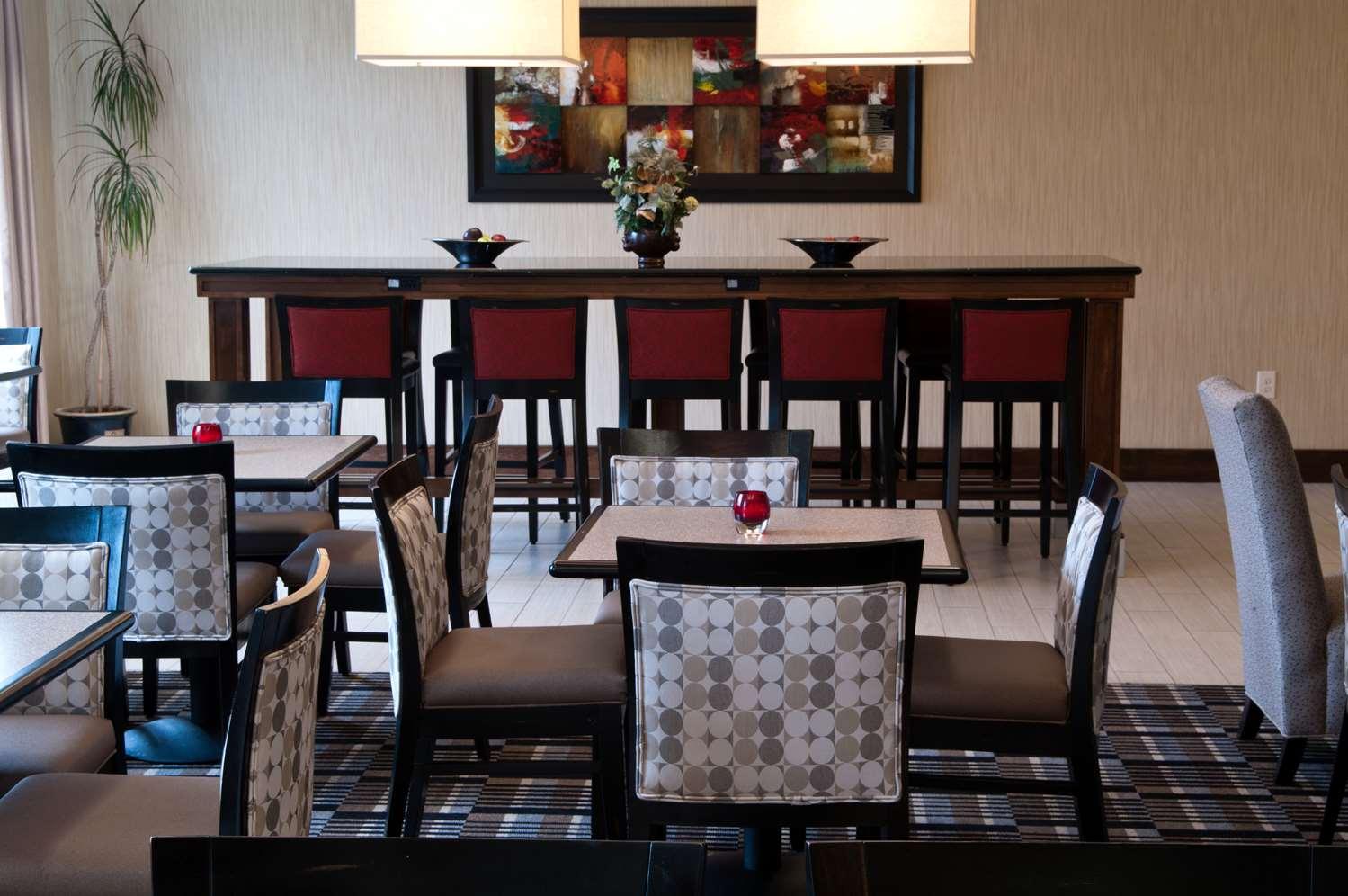 restaurant cafeteria
