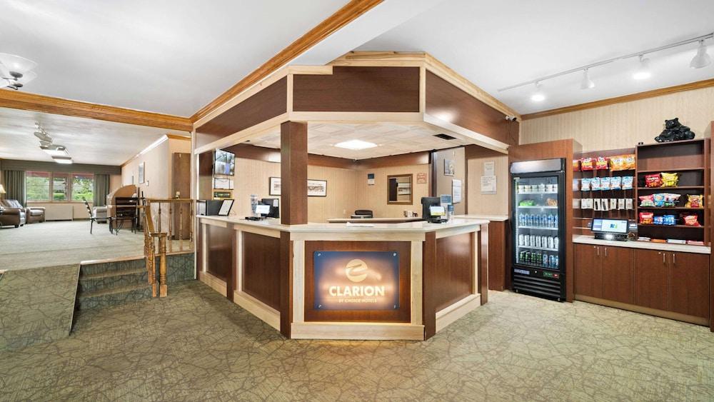 lobby