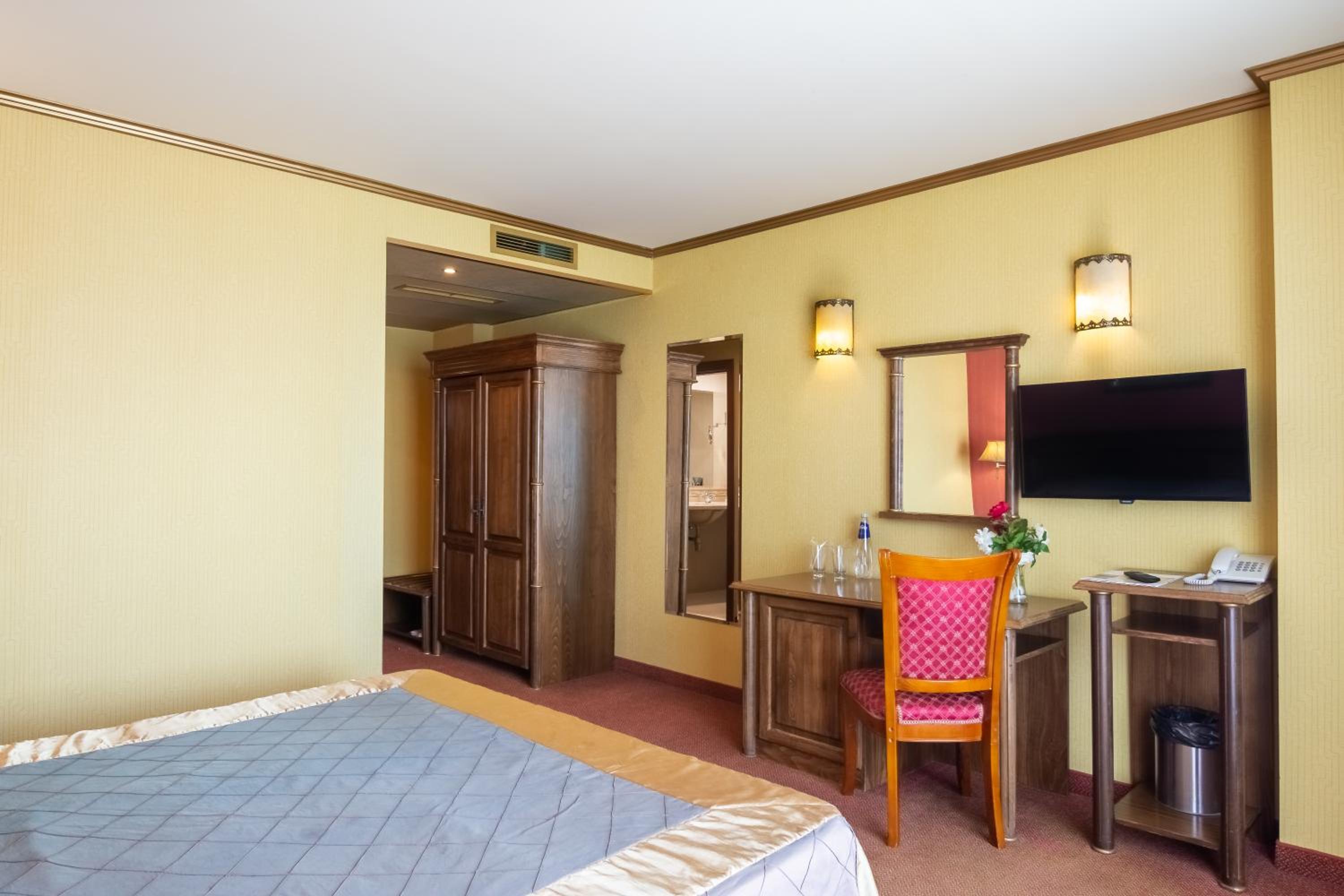 rooms