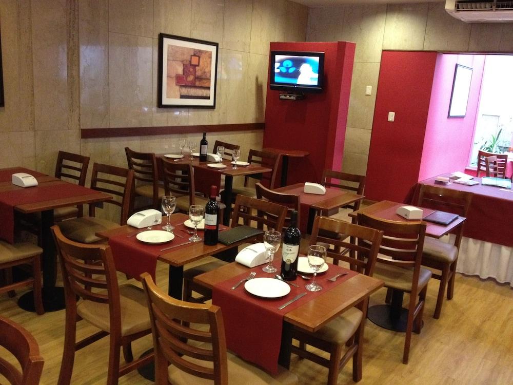 restaurant-cafeteria