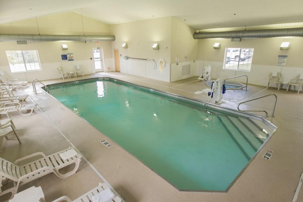 swimming pool spa
