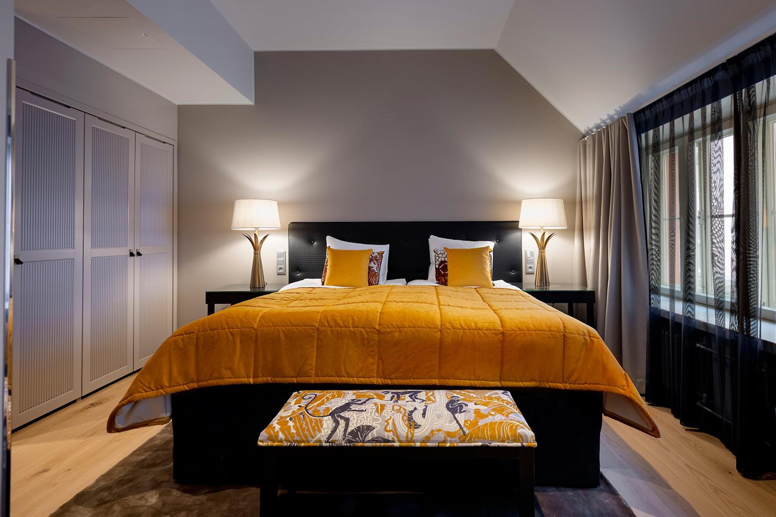 rooms