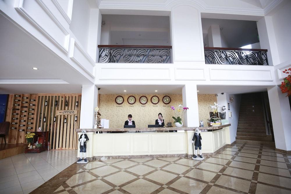 lobby