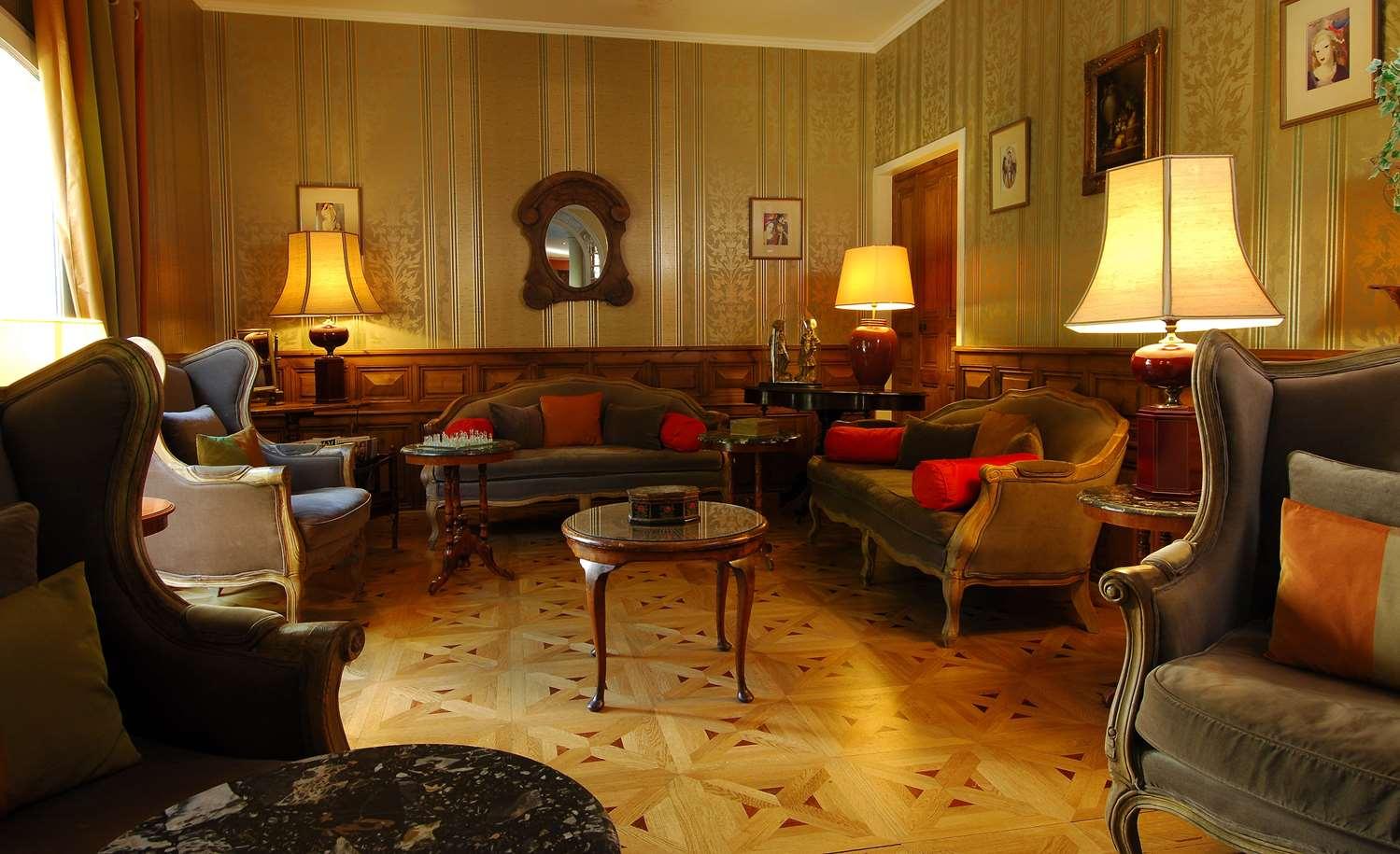 lounge