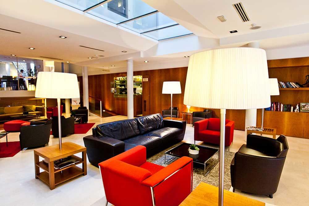 lounge